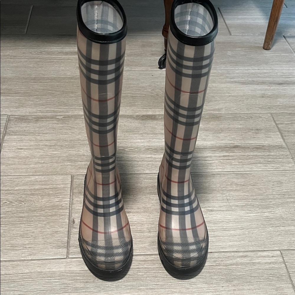 Burberry women’s rain boots
